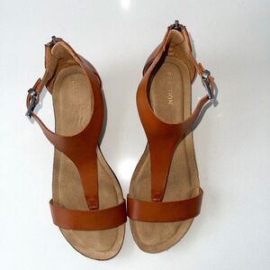 Kenneth Cold Reaction Toffee Caramel Leather Wedge Great Show Sandals size 8 med